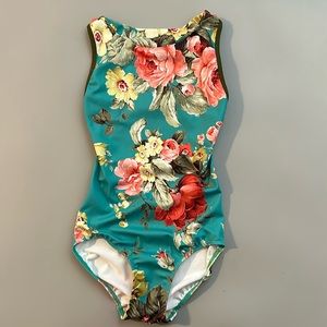 Eleve leotard adult xs nwot